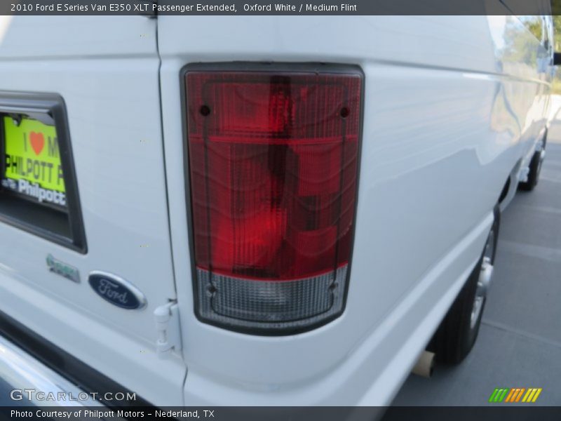 Oxford White / Medium Flint 2010 Ford E Series Van E350 XLT Passenger Extended
