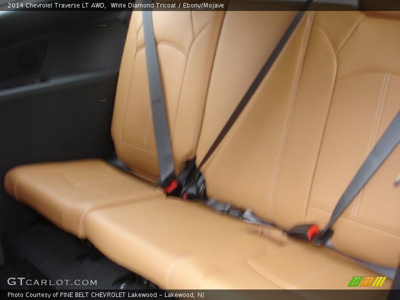 White Diamond Tricoat / Ebony/Mojave 2014 Chevrolet Traverse LT AWD
