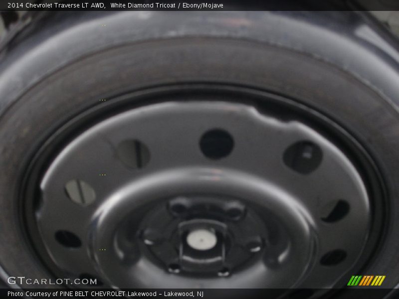 White Diamond Tricoat / Ebony/Mojave 2014 Chevrolet Traverse LT AWD