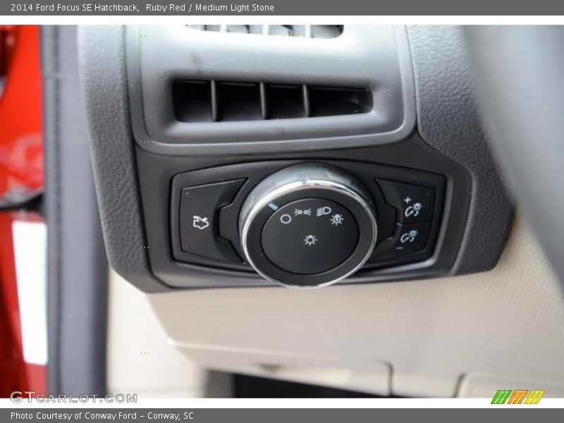 Ruby Red / Medium Light Stone 2014 Ford Focus SE Hatchback
