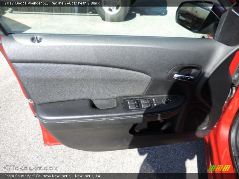 Redline 2-Coat Pearl / Black 2012 Dodge Avenger SE