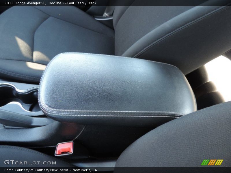 Redline 2-Coat Pearl / Black 2012 Dodge Avenger SE