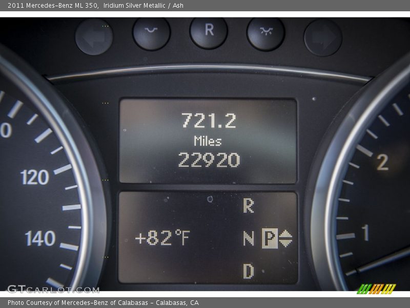 Iridium Silver Metallic / Ash 2011 Mercedes-Benz ML 350