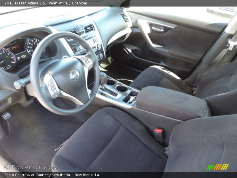 Pearl White / Charcoal 2013 Nissan Altima 2.5