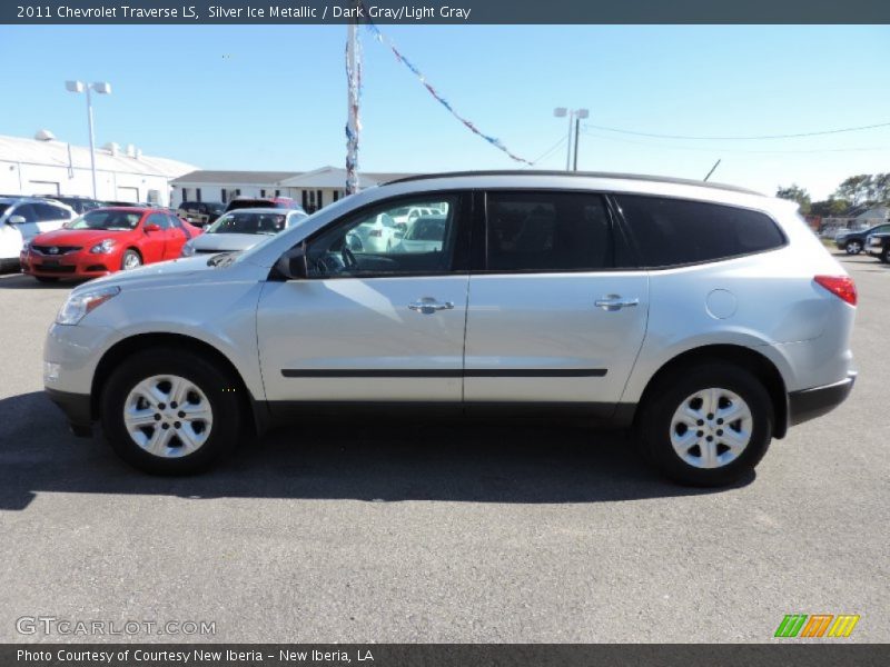 Silver Ice Metallic / Dark Gray/Light Gray 2011 Chevrolet Traverse LS