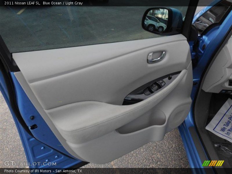 Blue Ocean / Light Gray 2011 Nissan LEAF SL