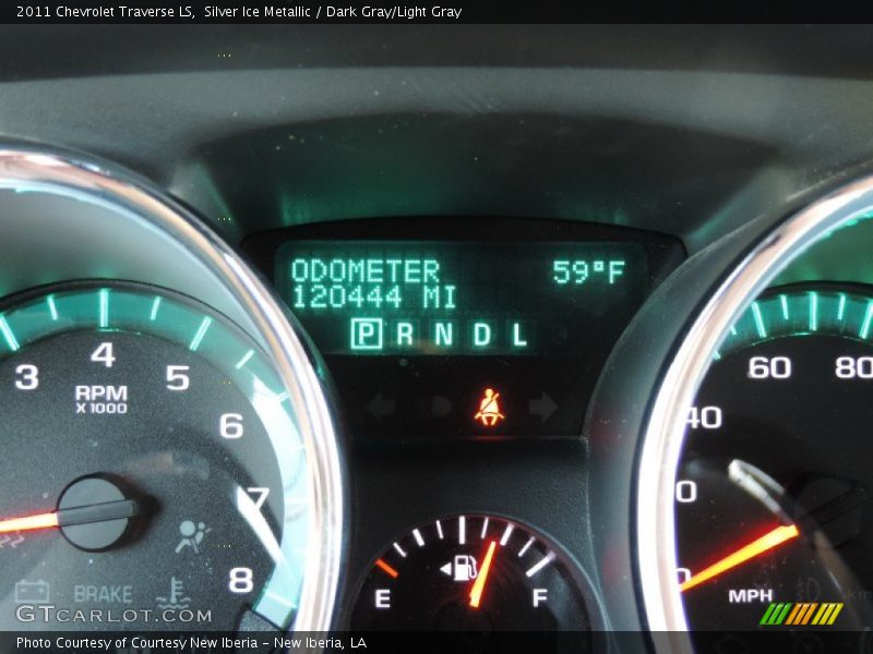 Silver Ice Metallic / Dark Gray/Light Gray 2011 Chevrolet Traverse LS
