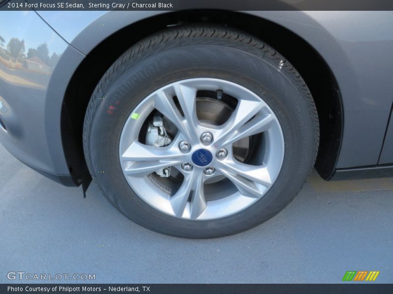Sterling Gray / Charcoal Black 2014 Ford Focus SE Sedan