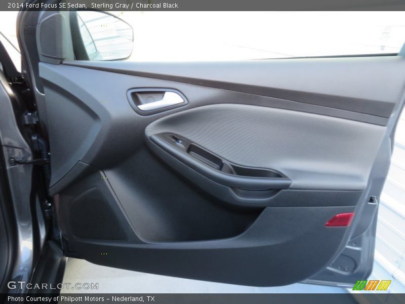 Sterling Gray / Charcoal Black 2014 Ford Focus SE Sedan