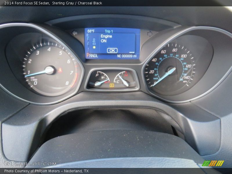 Sterling Gray / Charcoal Black 2014 Ford Focus SE Sedan