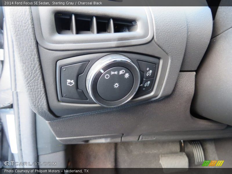 Sterling Gray / Charcoal Black 2014 Ford Focus SE Sedan