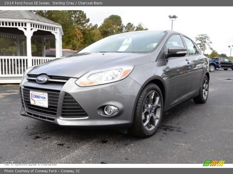 Sterling Gray / Charcoal Black 2014 Ford Focus SE Sedan