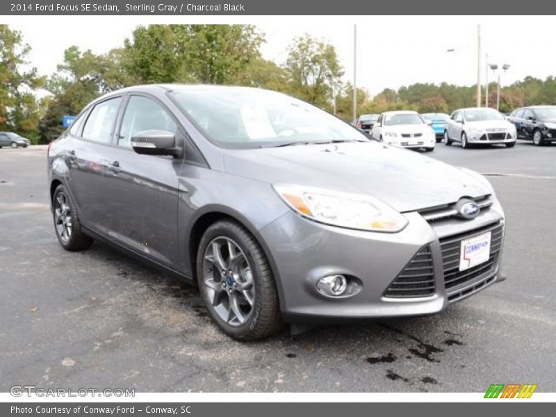 Sterling Gray / Charcoal Black 2014 Ford Focus SE Sedan