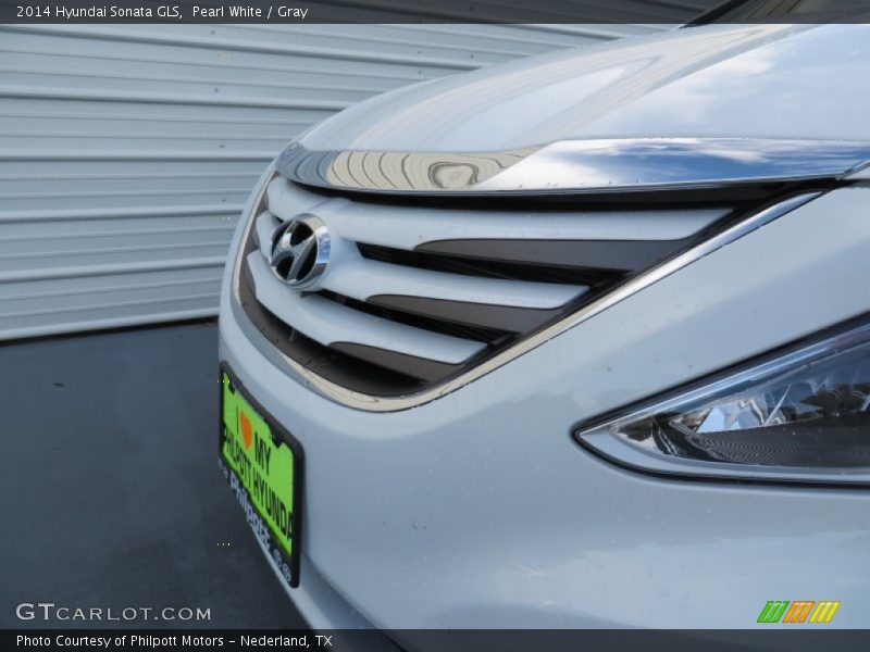 Pearl White / Gray 2014 Hyundai Sonata GLS