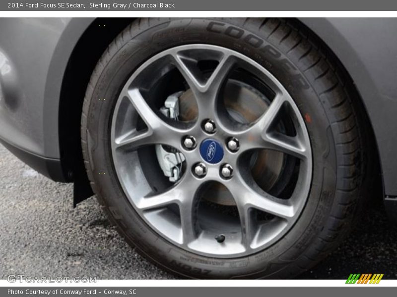 Sterling Gray / Charcoal Black 2014 Ford Focus SE Sedan