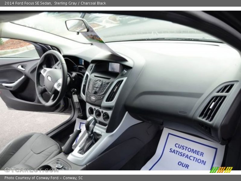 Sterling Gray / Charcoal Black 2014 Ford Focus SE Sedan