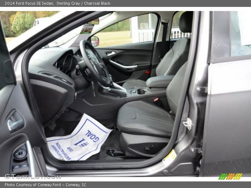 Sterling Gray / Charcoal Black 2014 Ford Focus SE Sedan