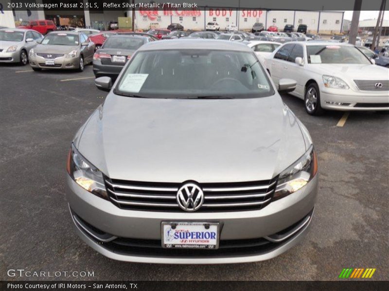 Reflex Silver Metallic / Titan Black 2013 Volkswagen Passat 2.5L S