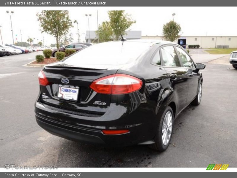 Tuxedo Black / Charcoal Black 2014 Ford Fiesta SE Sedan