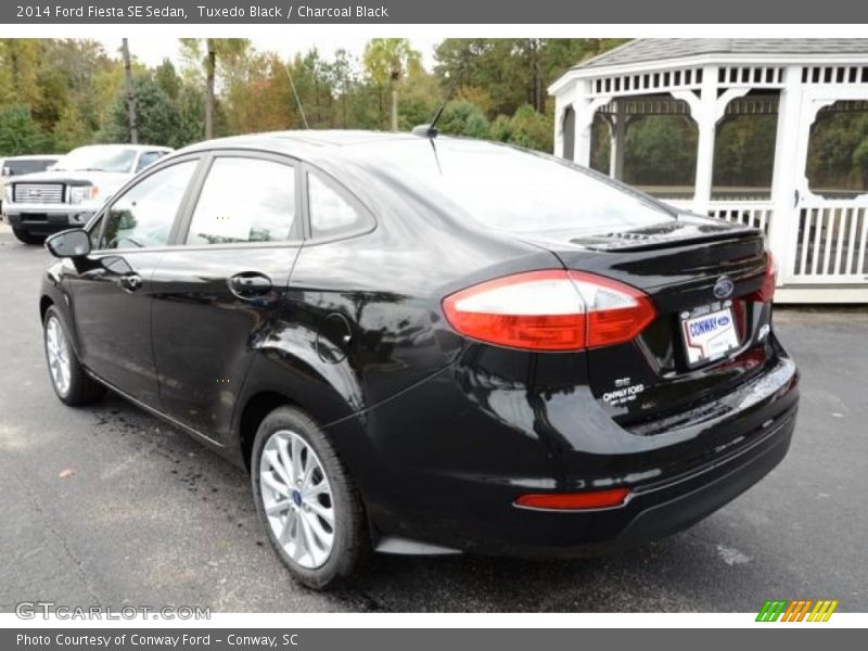 Tuxedo Black / Charcoal Black 2014 Ford Fiesta SE Sedan