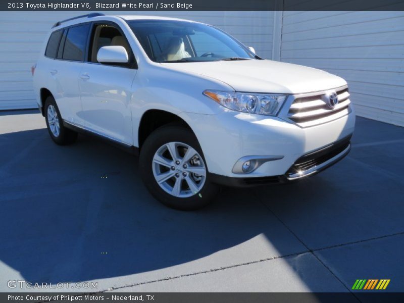 Blizzard White Pearl / Sand Beige 2013 Toyota Highlander V6