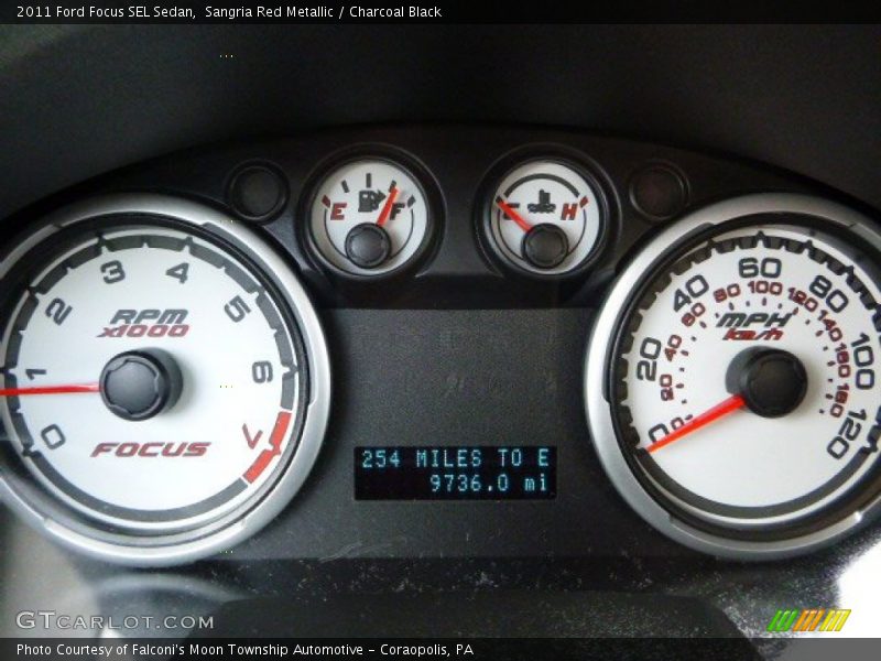 Sangria Red Metallic / Charcoal Black 2011 Ford Focus SEL Sedan
