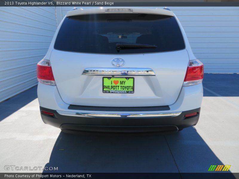Blizzard White Pearl / Sand Beige 2013 Toyota Highlander V6