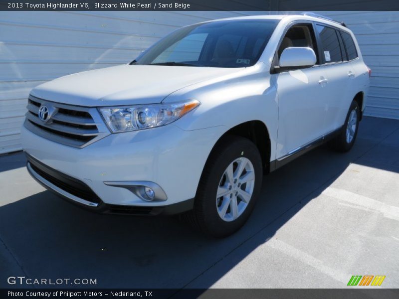 Blizzard White Pearl / Sand Beige 2013 Toyota Highlander V6