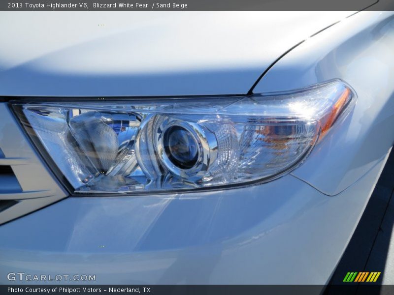 Blizzard White Pearl / Sand Beige 2013 Toyota Highlander V6