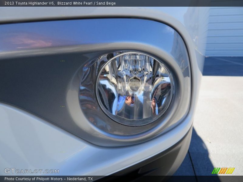 Blizzard White Pearl / Sand Beige 2013 Toyota Highlander V6
