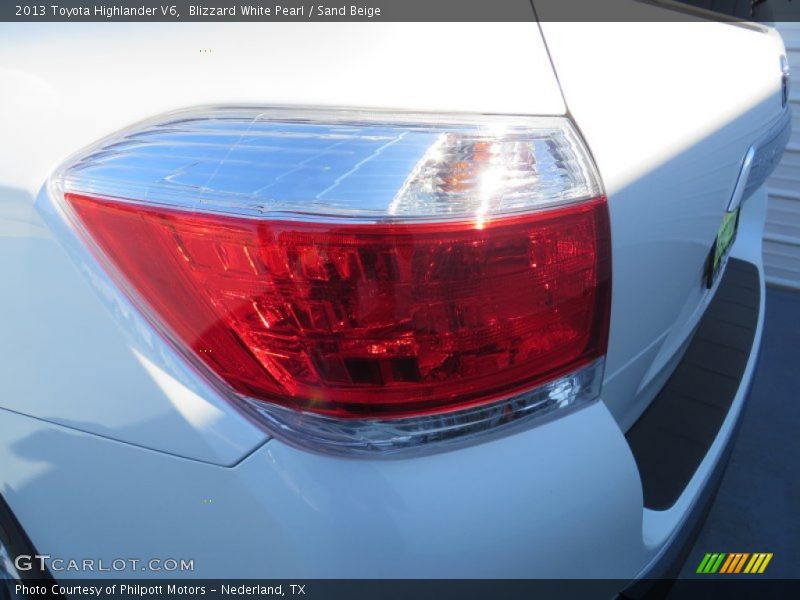 Blizzard White Pearl / Sand Beige 2013 Toyota Highlander V6