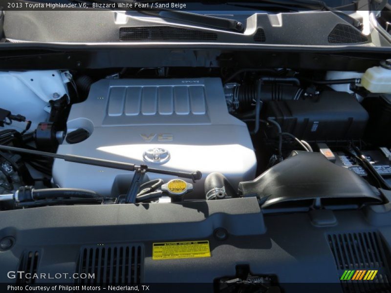 Blizzard White Pearl / Sand Beige 2013 Toyota Highlander V6