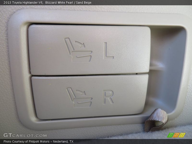 Blizzard White Pearl / Sand Beige 2013 Toyota Highlander V6