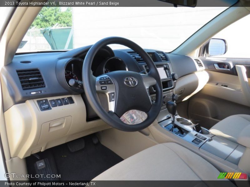 Blizzard White Pearl / Sand Beige 2013 Toyota Highlander V6