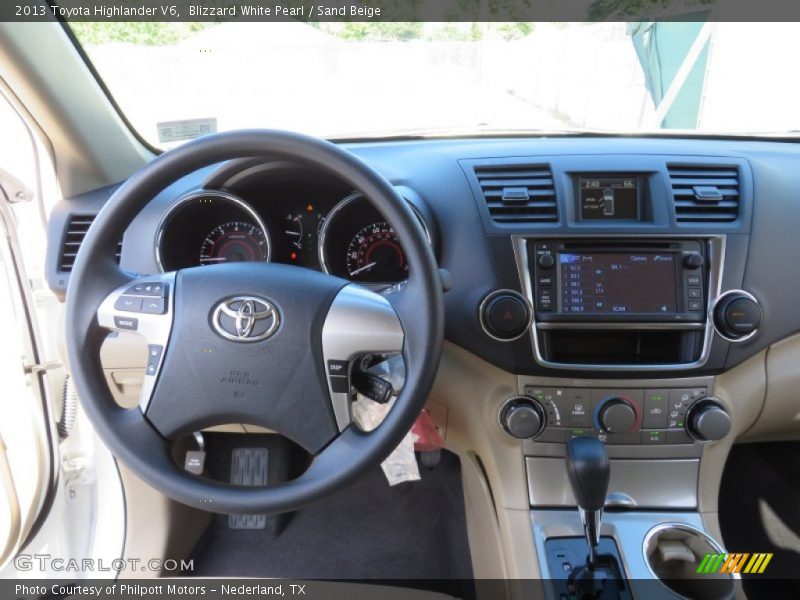 Blizzard White Pearl / Sand Beige 2013 Toyota Highlander V6