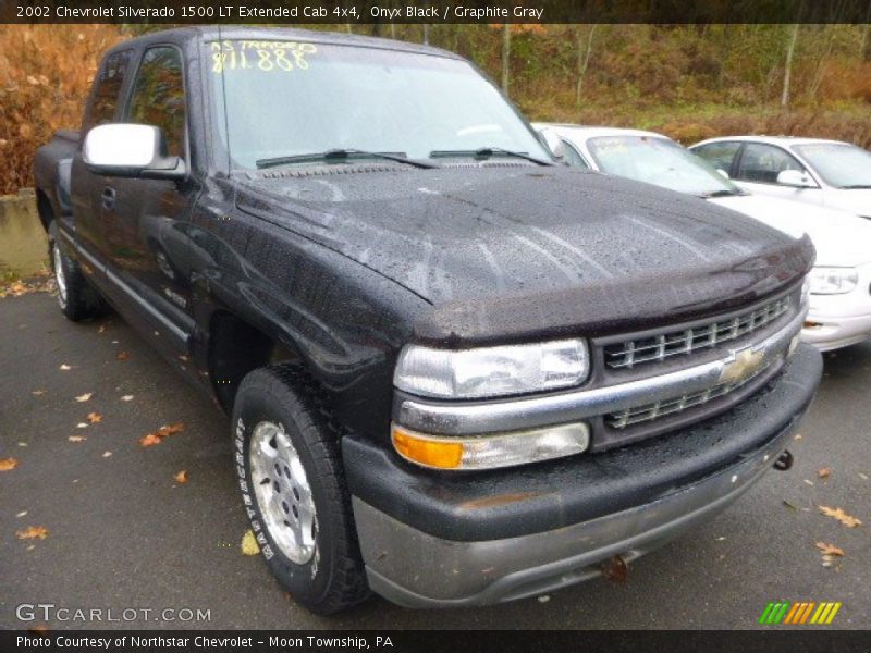Onyx Black / Graphite Gray 2002 Chevrolet Silverado 1500 LT Extended Cab 4x4