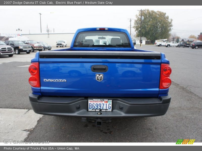 Electric Blue Pearl / Medium Slate Gray 2007 Dodge Dakota ST Club Cab