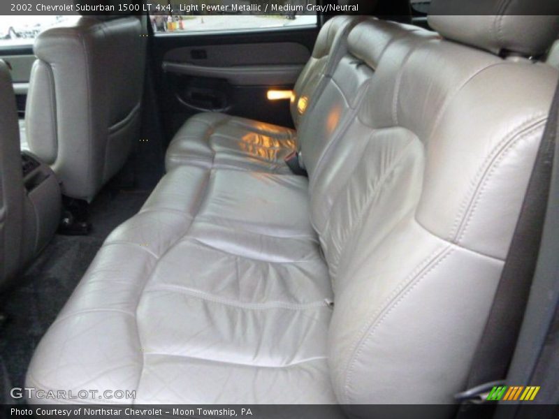 Light Pewter Metallic / Medium Gray/Neutral 2002 Chevrolet Suburban 1500 LT 4x4