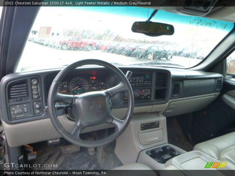 Light Pewter Metallic / Medium Gray/Neutral 2002 Chevrolet Suburban 1500 LT 4x4