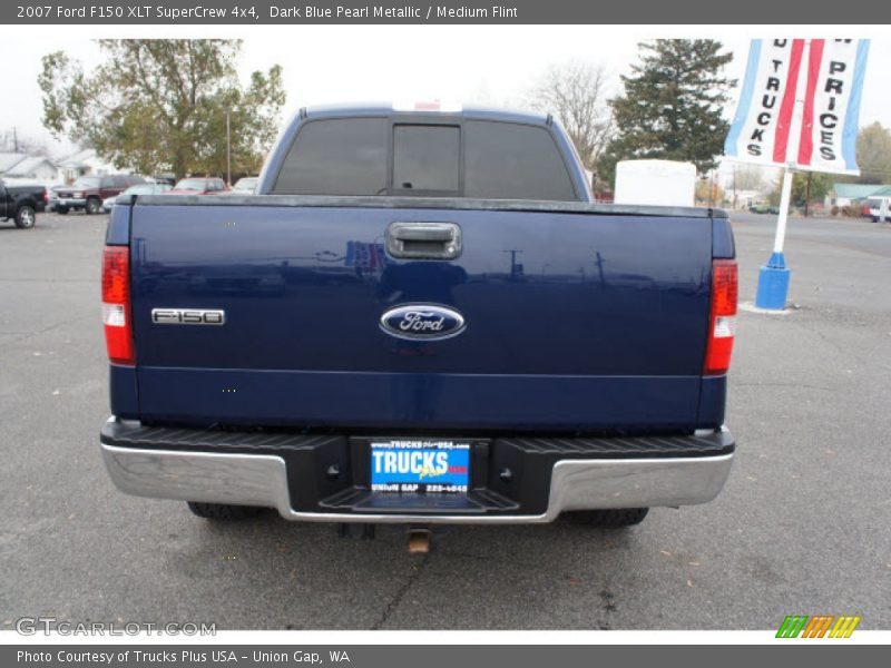 Dark Blue Pearl Metallic / Medium Flint 2007 Ford F150 XLT SuperCrew 4x4