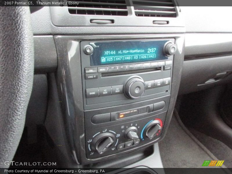 Titanium Metallic / Ebony 2007 Pontiac G5