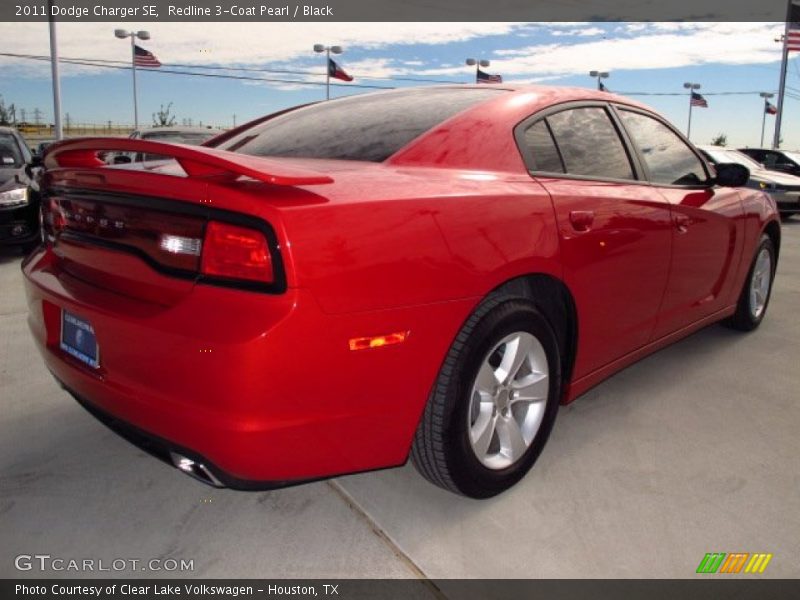 Redline 3-Coat Pearl / Black 2011 Dodge Charger SE
