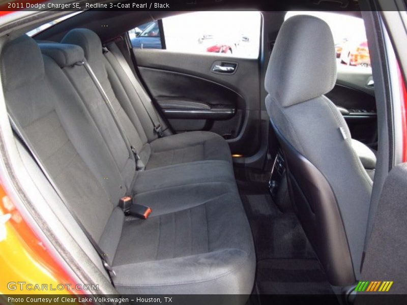 Redline 3-Coat Pearl / Black 2011 Dodge Charger SE