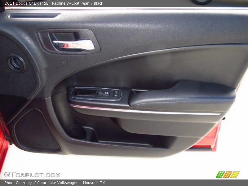 Redline 3-Coat Pearl / Black 2011 Dodge Charger SE
