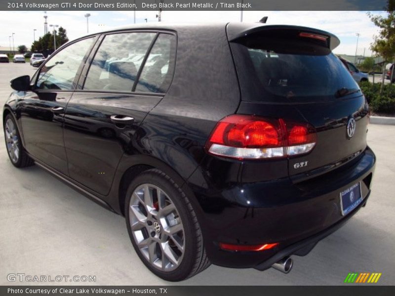 Deep Black Pearl Metallic / Titan Black 2014 Volkswagen GTI 4 Door Drivers Edition