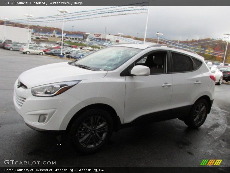 Winter White / Beige 2014 Hyundai Tucson SE