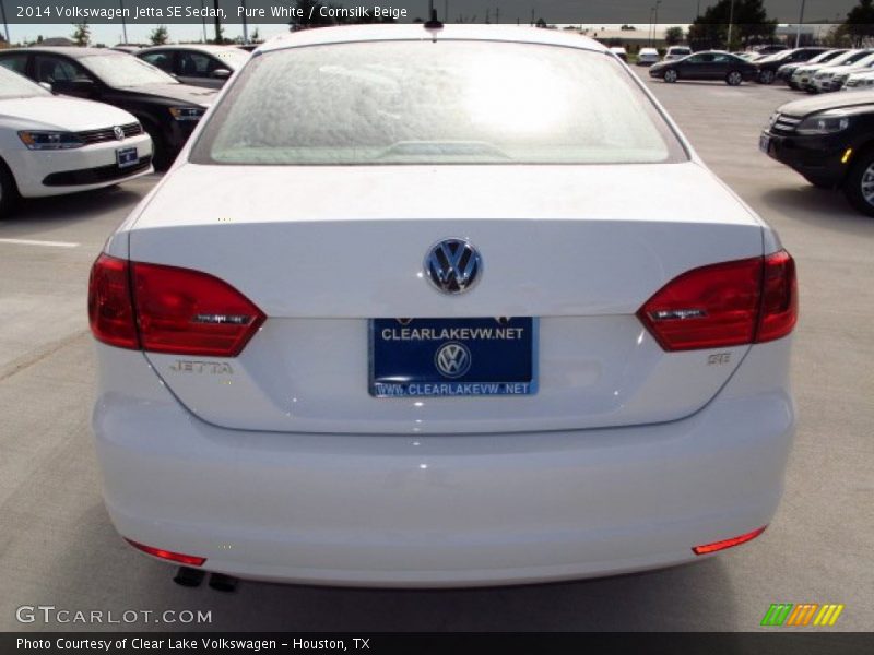 Pure White / Cornsilk Beige 2014 Volkswagen Jetta SE Sedan