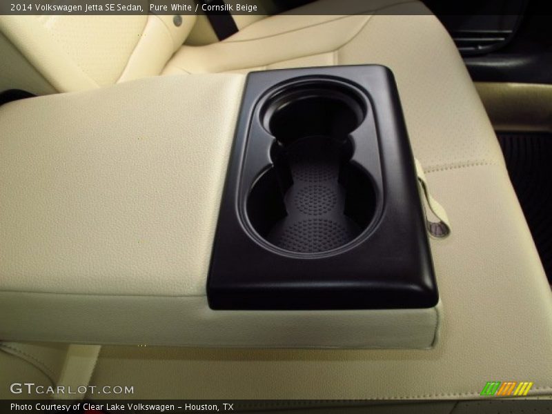 Pure White / Cornsilk Beige 2014 Volkswagen Jetta SE Sedan