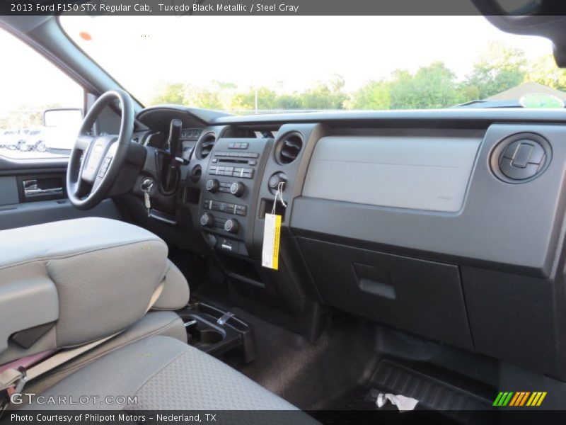 Tuxedo Black Metallic / Steel Gray 2013 Ford F150 STX Regular Cab