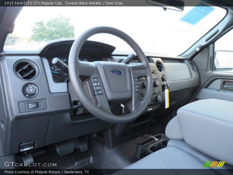 Tuxedo Black Metallic / Steel Gray 2013 Ford F150 STX Regular Cab